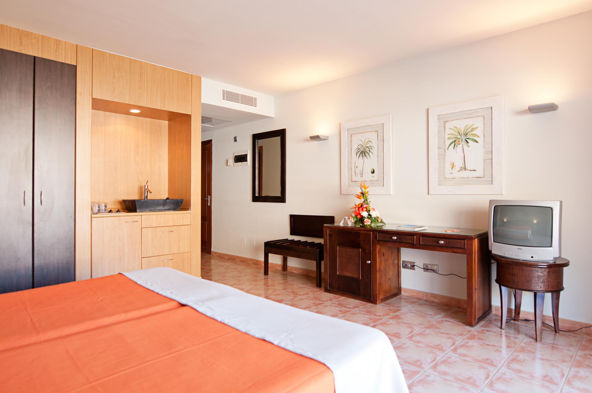 Hotel Livvo Lago Taurito & Aquapark المظهر الخارجي الصورة