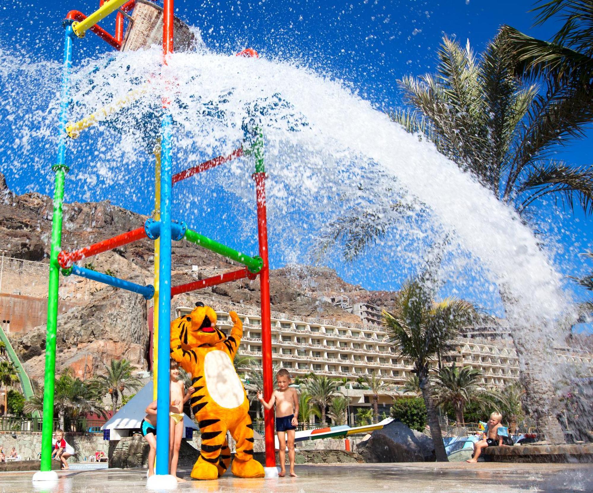 Hotel Livvo Lago Taurito & Aquapark المظهر الخارجي الصورة
